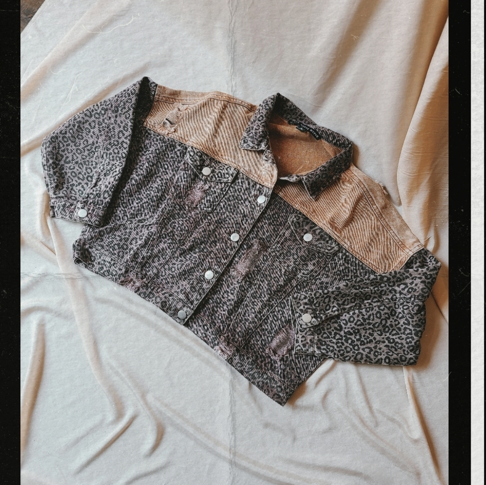 🚨LAST ONE//Distressed  jacket - Picture 2 of 8
